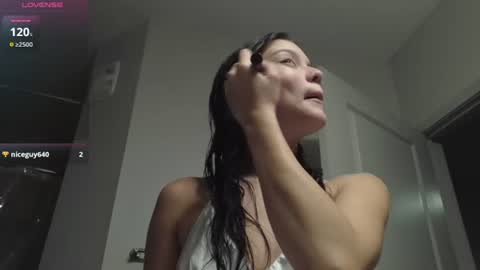 miafosterx online show from August 6, 12:41 am