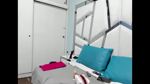 Mia Harper online show from December 14, 3:18 pm