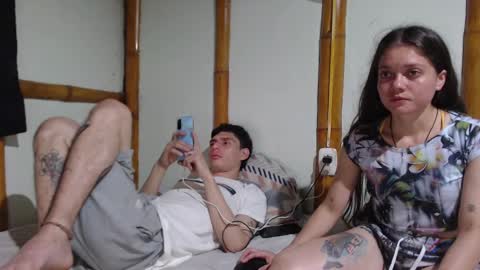 Snapshot of miahells chatting on March 3, 1:31 am Mia  Sam online show from March 3, 1:31 am