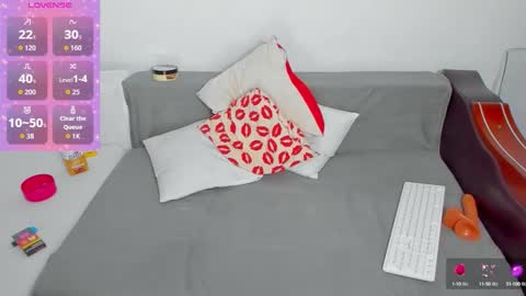 Mia Kittyy online show from September 26, 6:38 pm