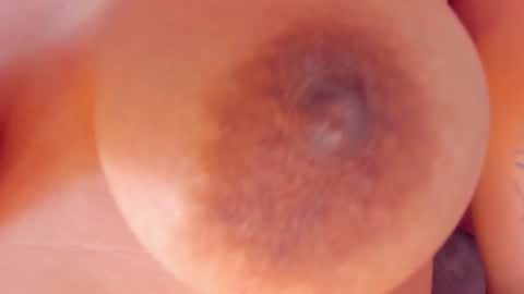 miakris1 online show from February 6, 10:00 pm