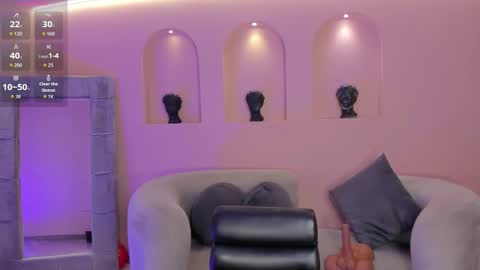 Call me Mia  online show from February 25, 8:23 pm