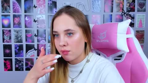 miamilas online show from February 7, 8:55 am