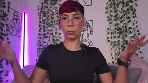 Mia Morgann online show from May 5, 3:40 pm