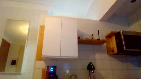 Snapshot of miamuffin8 chatting on October 21, 12:10 pm MiaMuffn online show from October 21, 12:10 pm