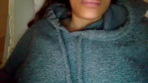 Snapshot of miamuffin8 chatting on December 8, 4:33 am MiaMuffn online show from December 8, 4:33 am