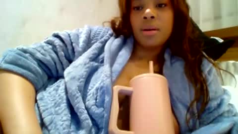 Snapshot of miamuffin8 chatting on January 15, 11:10 am MiaMuffn online show from January 15, 11:10 am