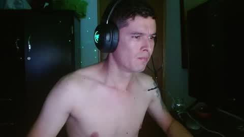 Snapshot of miaou_miaou chatting on February 7, 4:48 am miaou_miaou online show from February 7, 4:48 am