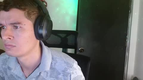 Snapshot of miaou_miaou chatting on October 12, 10:55 pm miaou_miaou online show from October 12, 10:55 pm