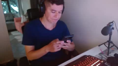 miaou_miaou online show from March 20, 10:59 pm