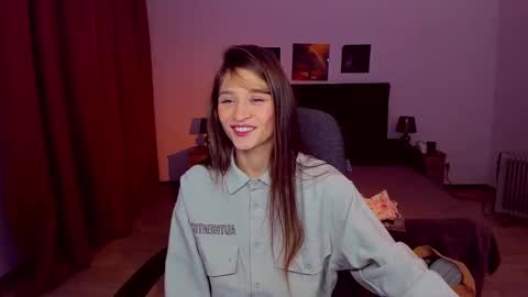 Mia online show from January 11, 8:43 pm