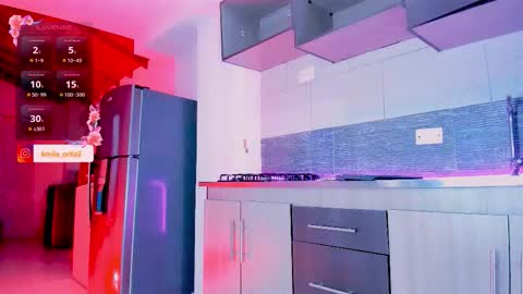 miapink_ofi_ online show from September 23, 12:26 am