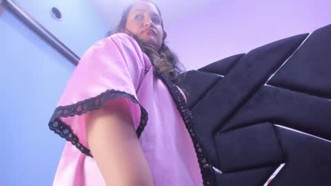 MiaRouse online show from April 1, 9:10 am