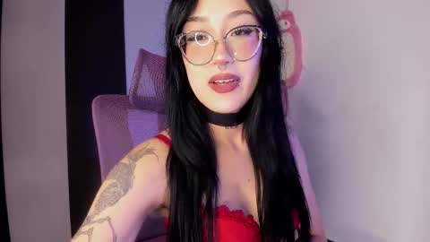 Mia Wilsson online show from October 6, 2:29 am