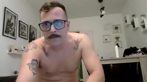 MILO MIAMI online show from June 3, 10:48 pm