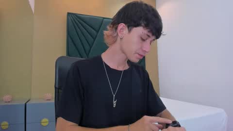 Michael online show from December 17, 12:01 pm