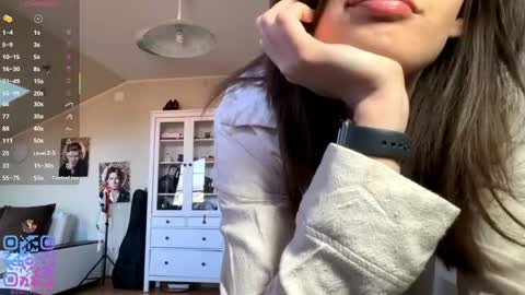 Emily online show from May 23, 2:35 pm