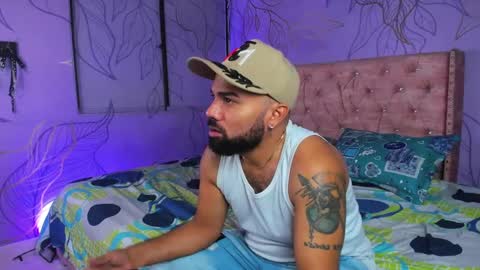 Michaell online show from February 16, 1:14 am