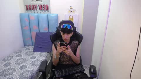 MICHEAL online show from April 8, 4:37 am