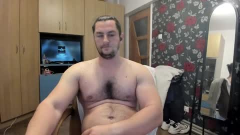 michaelragnar90 online show from May 17, 6:33 am