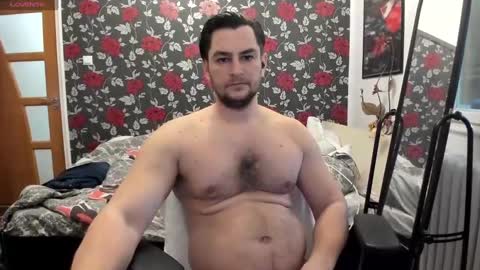 michaelragnar90 online show from January 8, 11:43 am