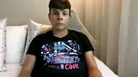 michaeltwinkboy online show from July 6, 4:53 pm
