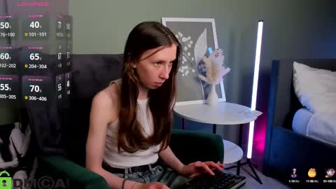 michele_mack online show from February 23, 5:56 am