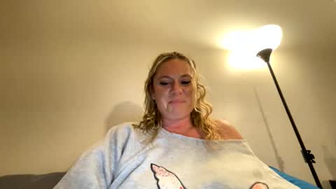 Michelle online show from April 7, 3:30 am