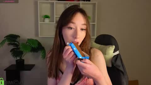 Michelle online show from March 2, 1:43 am