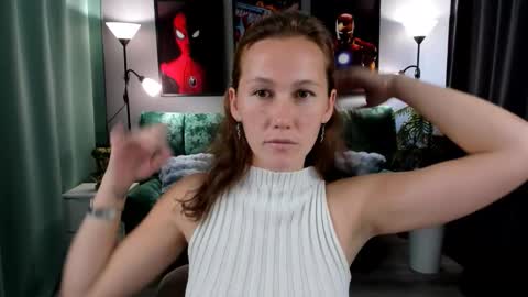 MichelleOrtis online show from November 14, 7:21 am