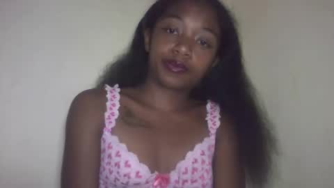 michou_69 online show from June 2, 6:10 pm