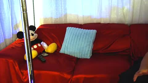 Mickey online show from March 7, 11:38 pm