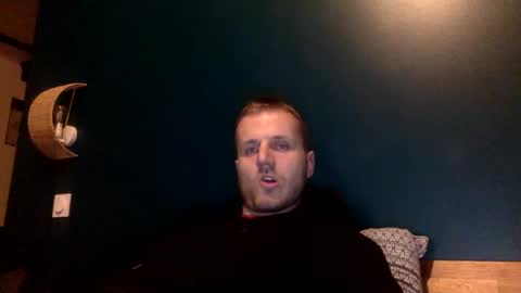 mickylove67 online show from April 18, 9:04 pm