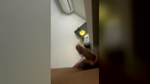 micro_d10 online show from December 18, 11:44 pm