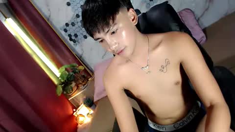 Kitty online show from March 2, 7:15 am