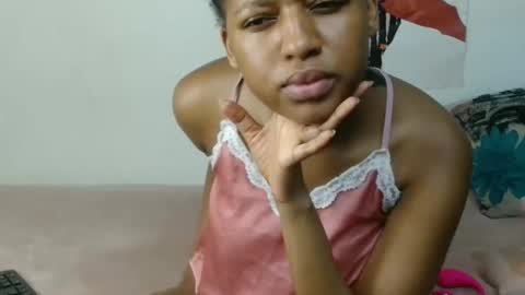 midnightsinx online show from April 16, 12:33 am