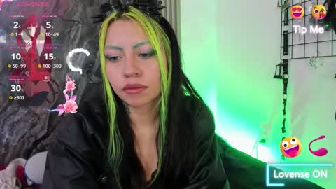 midory_ online show from October 23, 4:47 am