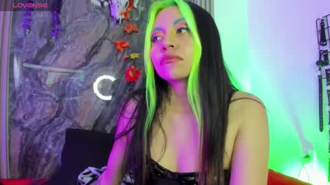 midory_ online show from September 14, 5:43 am