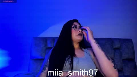 mia online show from September 25, 11:12 pm