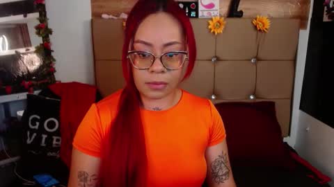 miia online show from October 18, 7:29 pm