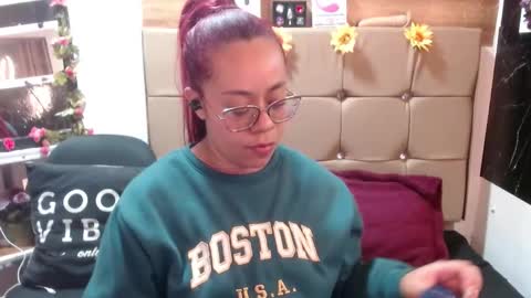 miia online show from October 1, 6:40 pm