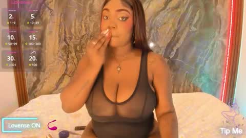 Mia collins online show from December 20, 12:28 am