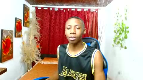 milo online show from March 18, 8:47 pm