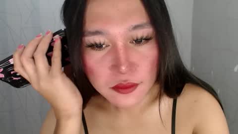 Hi im Avah online show from April 20, 10:13 pm