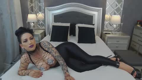 Mikaela online show from April 18, 2:57 am