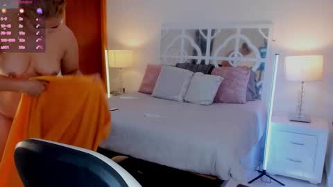 Mikaela blondie bigass online show from December 20, 12:45 pm