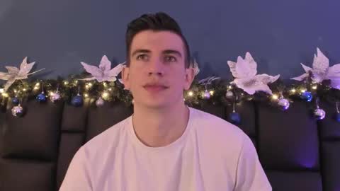 mikael online show from December 21, 5:47 am