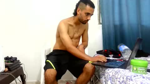 mike_leonrey22 online show from November 12, 7:27 pm