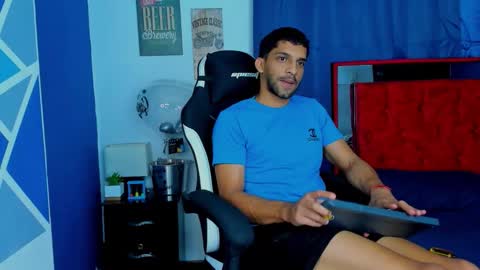 Snapshot of mike_shelby21 chatting on September 22, 2:48 am mike_shelby21 online show from September 22, 2:48 am