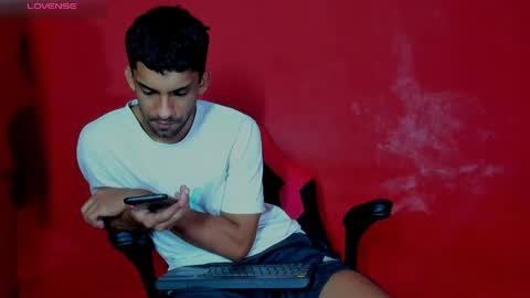 mike_shelby21 online show from May 7, 12:50 am